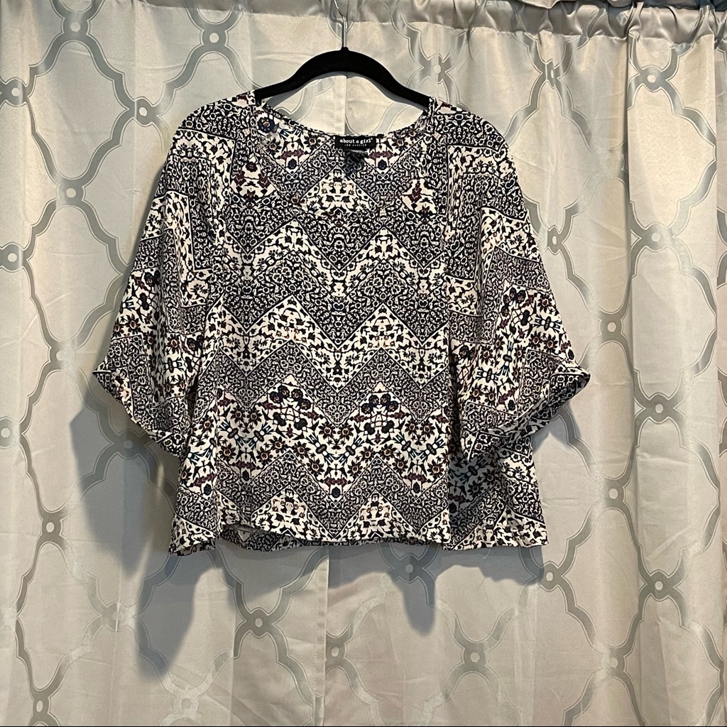 Blouse With Zig Zag Pattern
